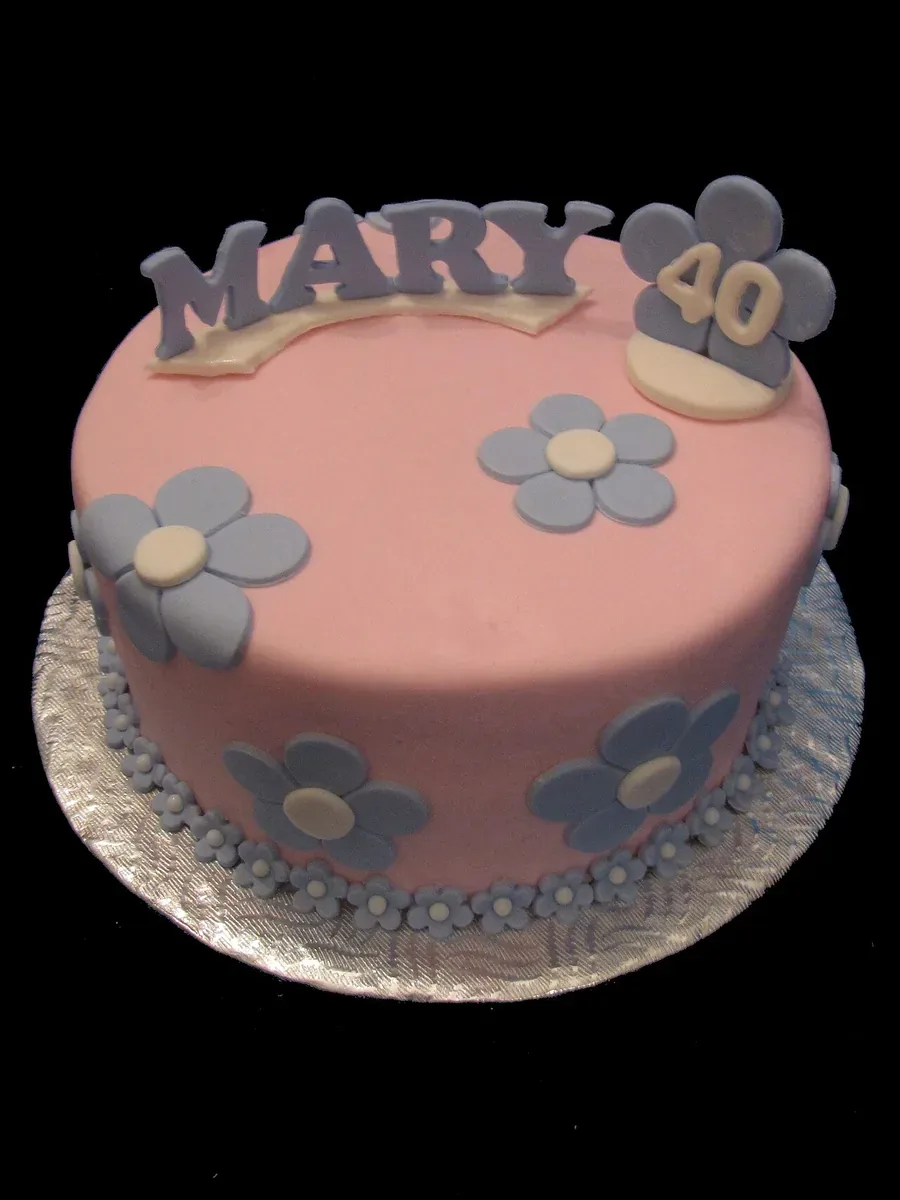 Cake designer, gâteaux d'anniversaire — Lamia Cake Design