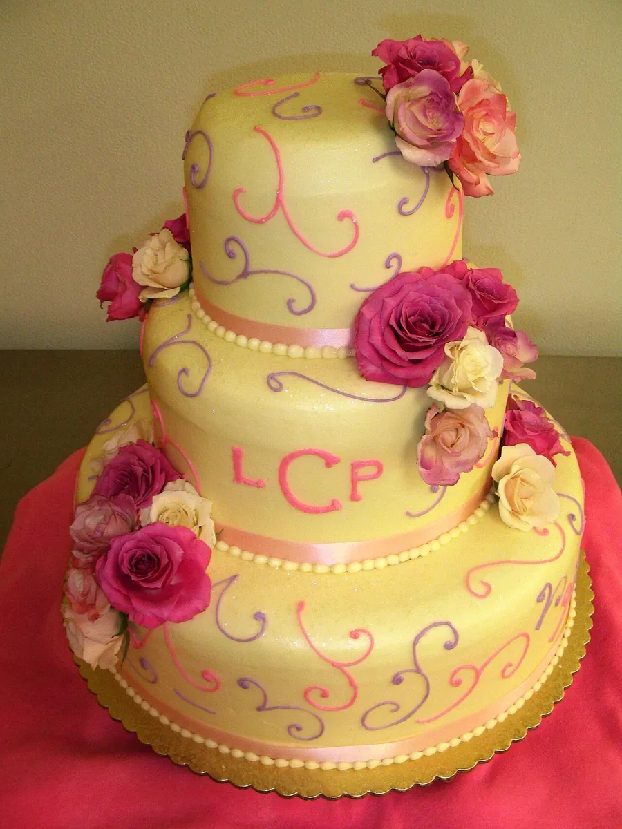 Cake designer, gâteaux d'anniversaire — Lamia Cake Design