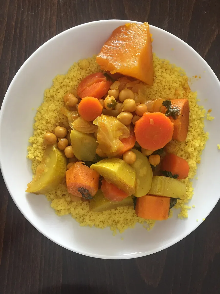 Cuisinière, plats maison et fêtes — Dar Yamina Cuisine