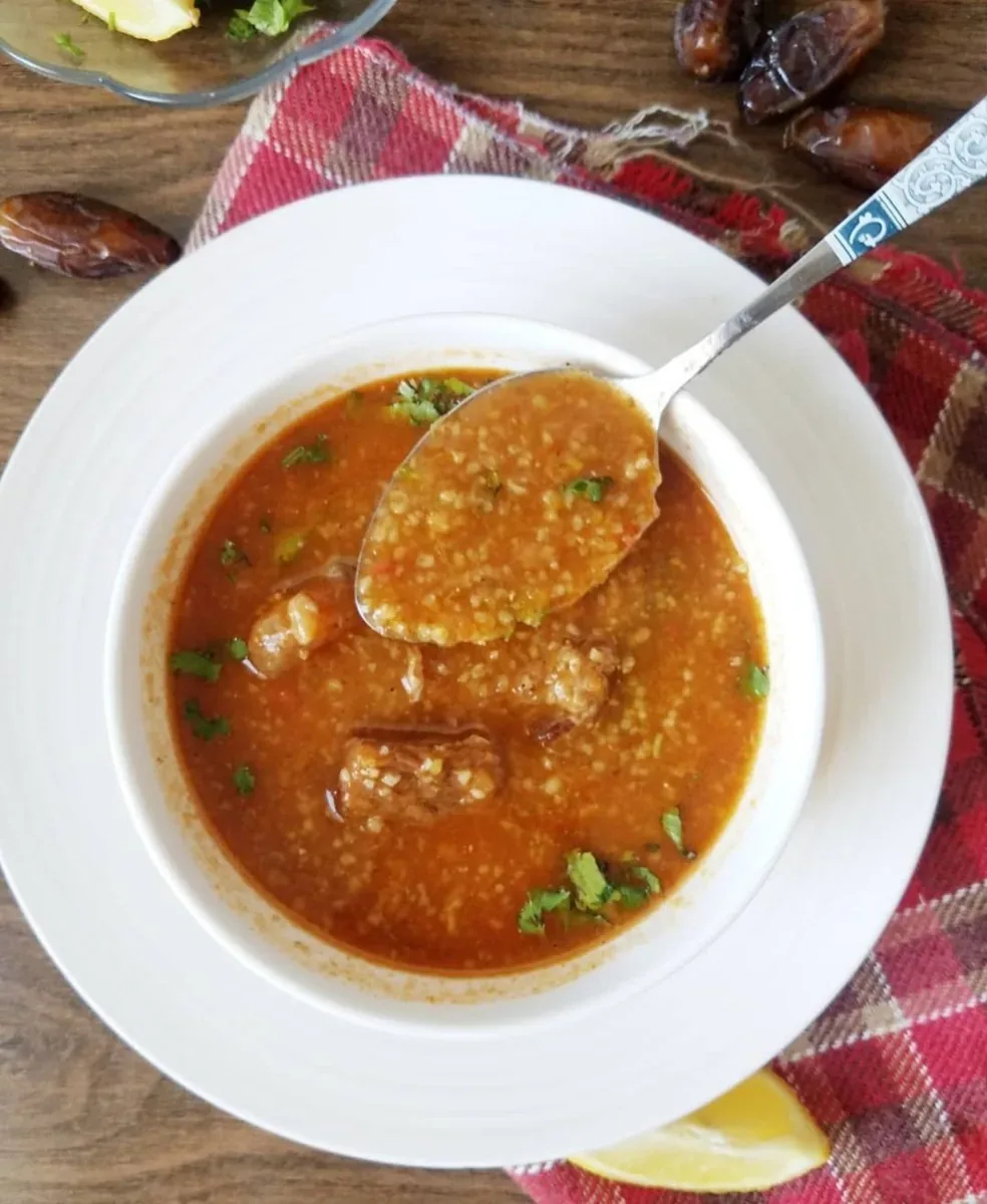 Cuisinière, plats maison et fêtes — Dar Yamina Cuisine